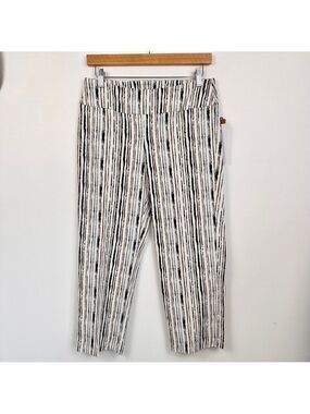 Women's S.C. & CO. Pants Size 8 White Black Striped Capri